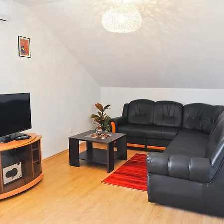 Roko Apartament *
